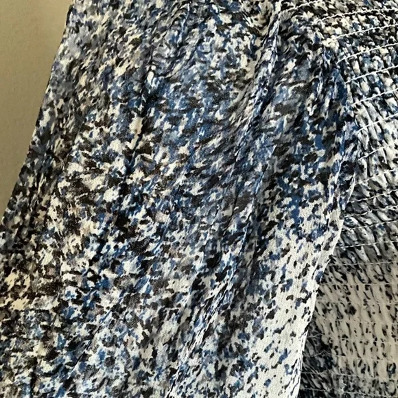 ❌SOLD❌ Tyler Boe Smocked Peplum Blouse - Picture 10 of 15